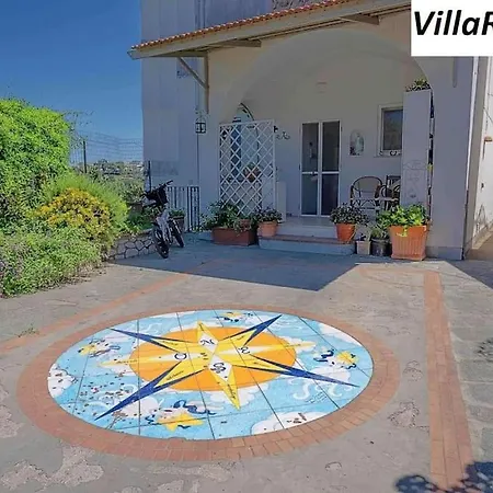 아파트 Villarosy Capri Island *